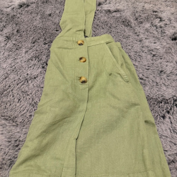 Linen Short Jumpsuit - Picture 5 of 10